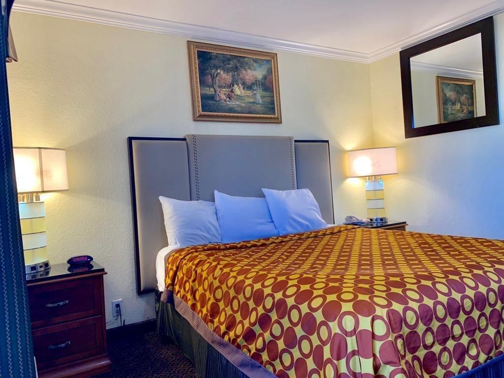 Travelodge Inn & Suites By Wyndham Fullerton Luaran gambar