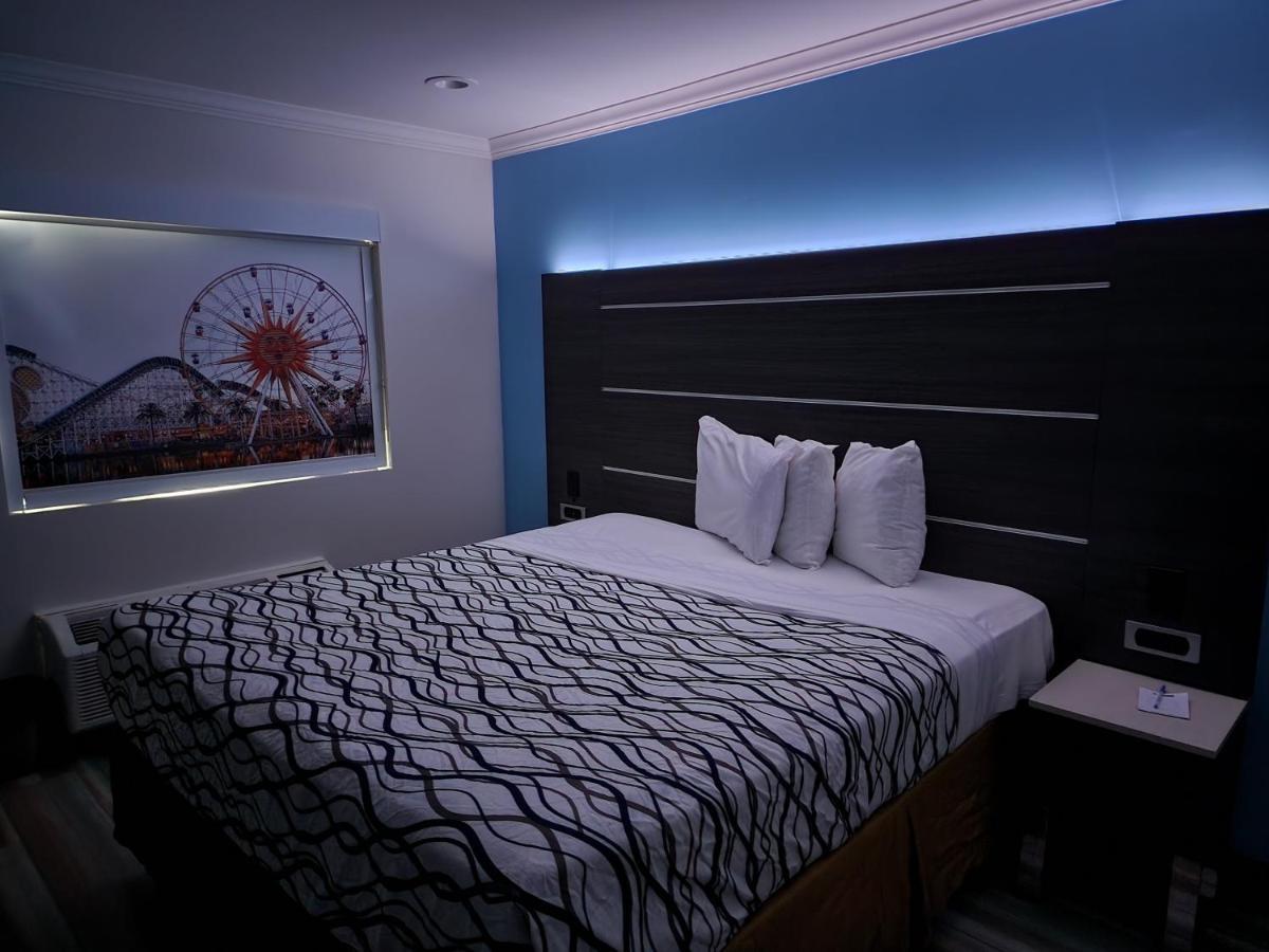 Travelodge Inn & Suites By Wyndham Fullerton Luaran gambar