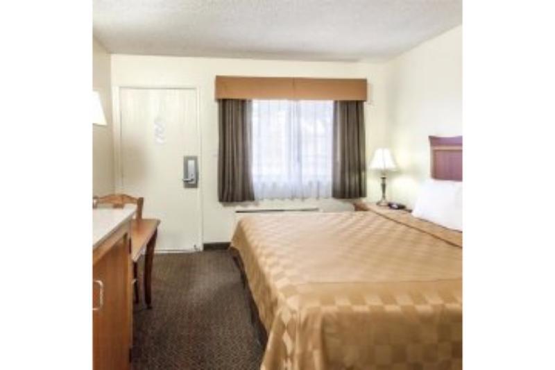 Travelodge Inn & Suites By Wyndham Fullerton Luaran gambar